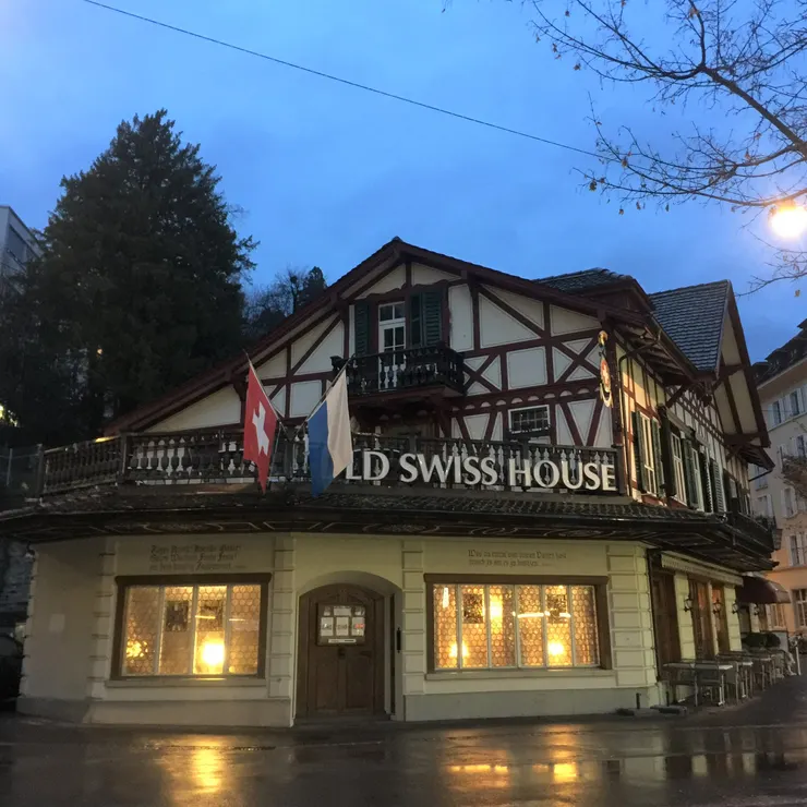 Old Swiss House&nbsp;是一間建築極具歷史的瑞士傳統料理餐廳
