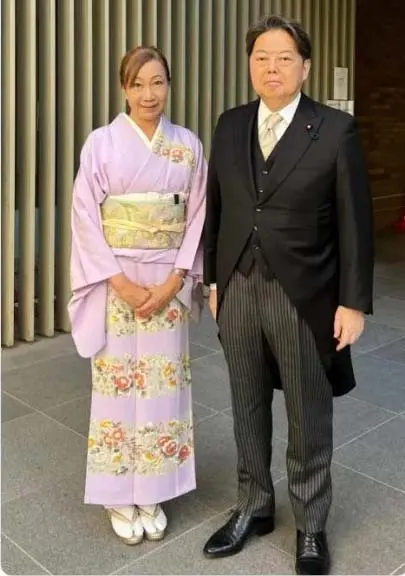 官房長官林芳正與妻子裕子夫人