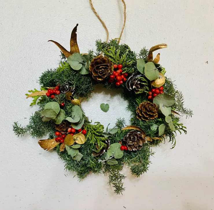 花圈象徵生生不息的循環