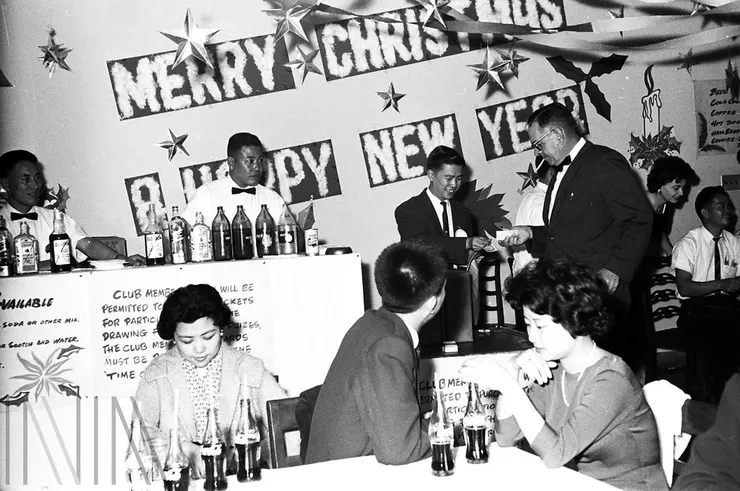 圖7 可口可樂原先僅供應美軍飲用，1956年起委託國內公司代製，於1965年商議擴大銷售予臺灣大眾過程中，一度遭遇本土汽水果汁飲料業者強烈反彈。檔號：A325000000E/0050/0008/1