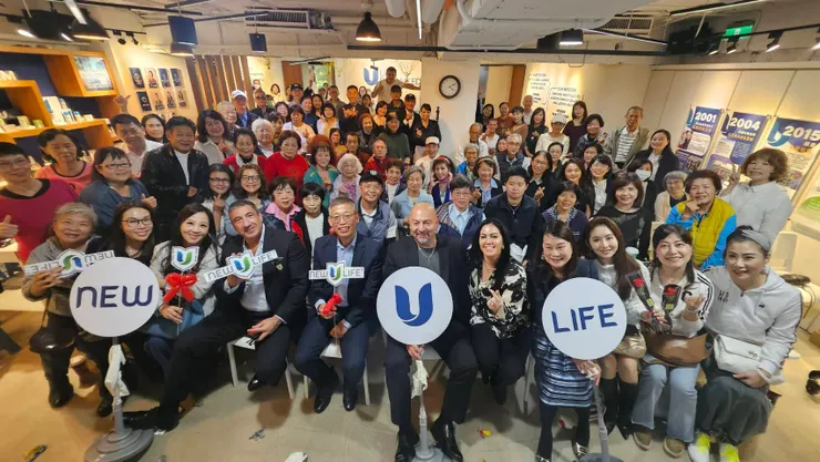 美商新生命台灣市場舉辦「ALEXY見面會暨品牌升級新紀元」，現場座無虛席，創辦人攜手經營團隊與百位事業夥伴歡欣共賀，氣氛溫馨而熱烈。（圖片提供／美商新生命）