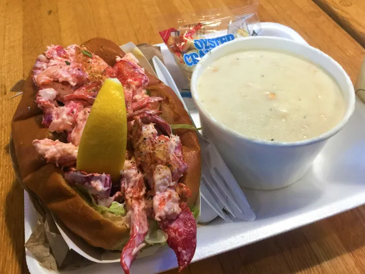 人氣美食龍蝦堡組合餐 Lobster Roll Combos