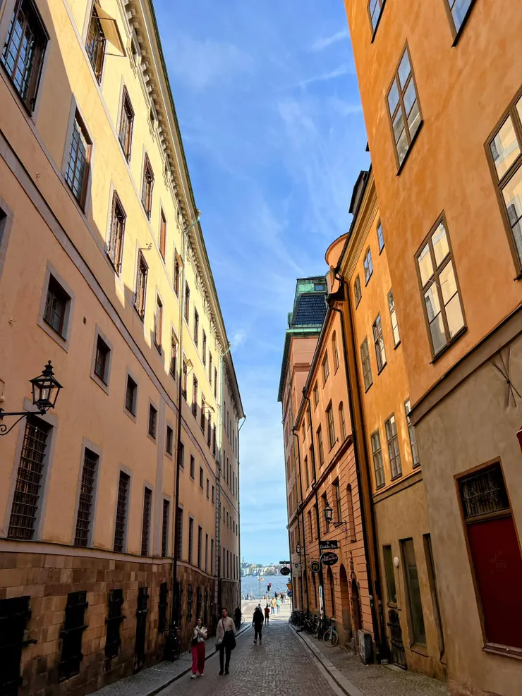 老城區見瞥見湖景