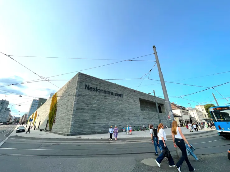 大到迷路的博物館