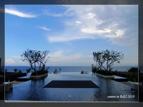 Alila Soori的大廳往海的方向望