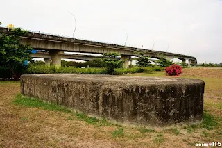 南端現存第1座橋墩基座近照