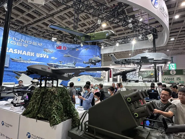 無人機廠商雷虎