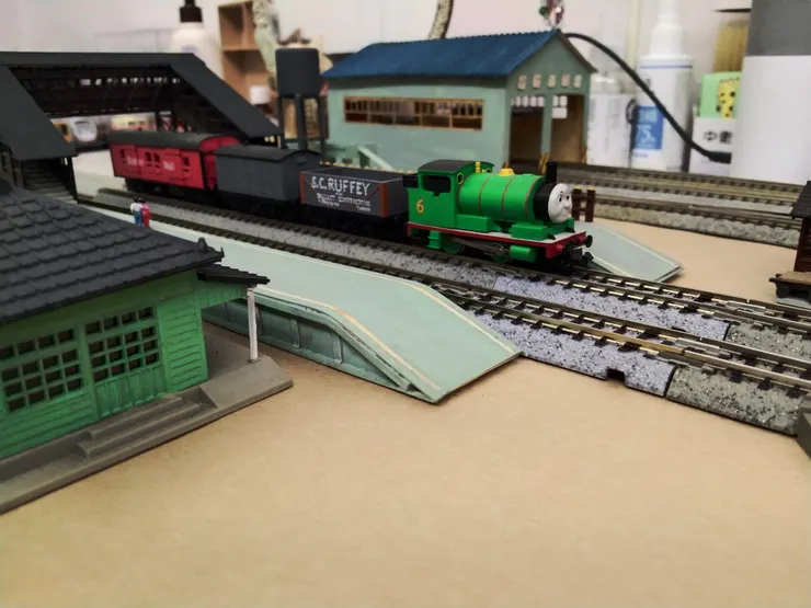 把裴西搬出來活動活動