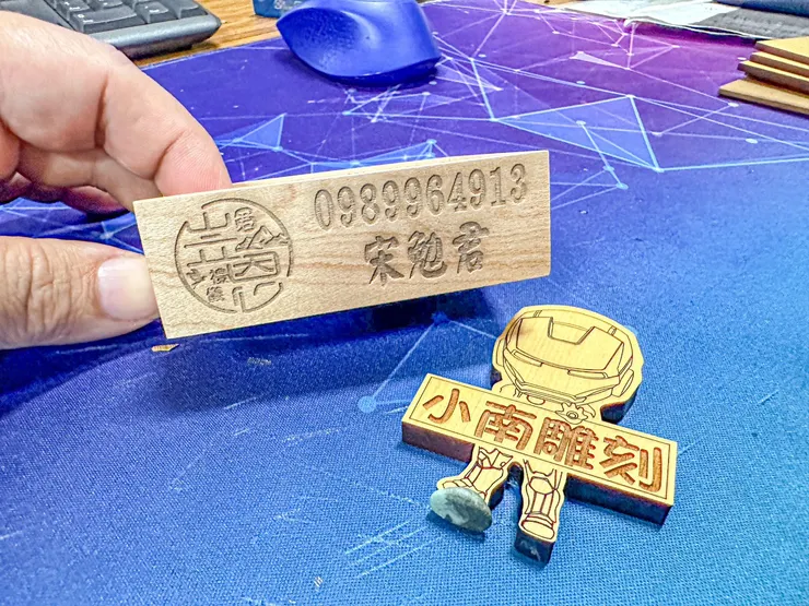 龍益行|台南佛具店・金紙店・宗教百貨・神主牌雕刻・拜拜用品 專精 神主牌雕刻與祖先牌位製作,提供佛具、金紙、神桌、拜拜用品等完整祭祀用品。 服務包含:擇日安神位、安祖先、神桌安裝,並支援 外縣市宅配,讓您安心完成祭祀。 📞 電話:06-2569113 📱 LINE:led1984 📍 地址:台南市安南區北安路二段612號 👉 Google 地圖導航