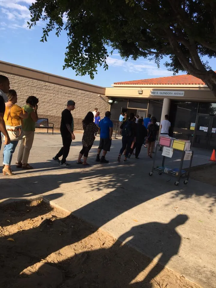 7:30就已經大排長龍(Justine攝於LA)