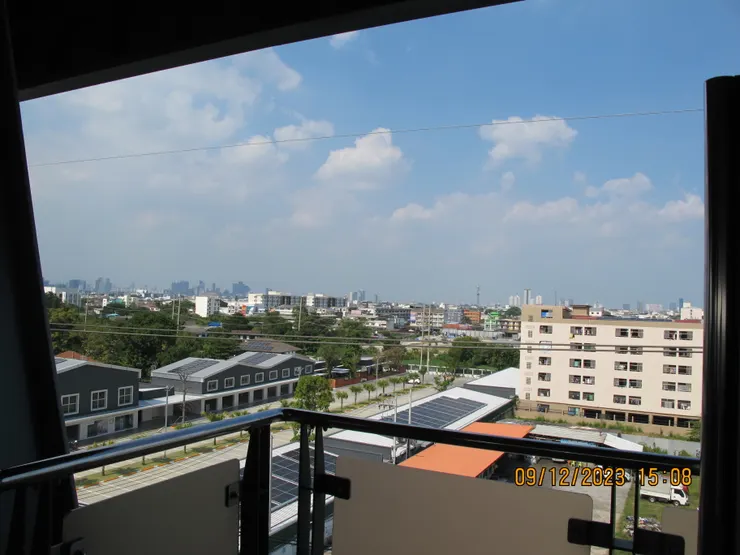 從站裏望出去就是這個風景。