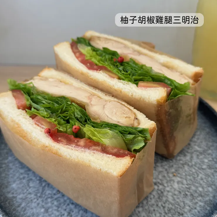 柚子胡椒雞腿三明治