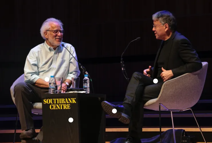 翁達傑與石黑一雄在Southbank Centre對談，有錄音檔。https://www.southbankcentre.co.uk/blog/podcasts/podcast-kazuo-ishiguro-michael-ondaatje-conversation