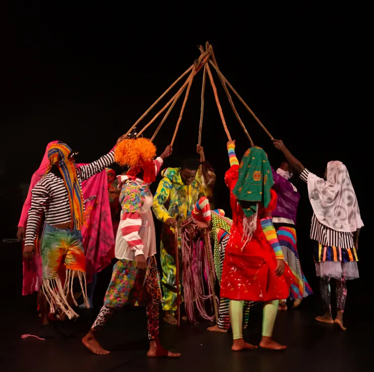 《轉轉生 Re:INCARNATION》演出影像。／影像提供：臺北表演藝術中心（© herve veronese Centre Pompid）