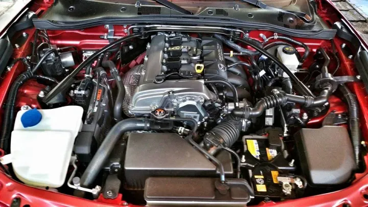 敞篷之樂! Mazda MX-5開箱, 山路操控試駕心得分享