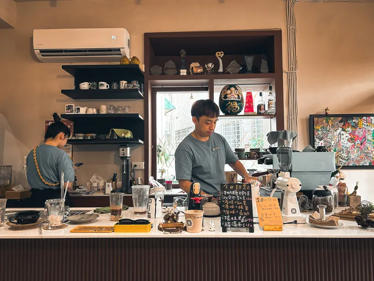 稲満珈琲的吧台