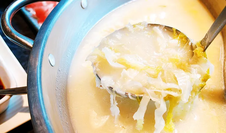 桃園青埔美食【怎麻辣頂級鴛鴦火鍋】麻辣鍋推薦