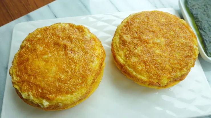 簡單易做的雞蛋飯糰堡