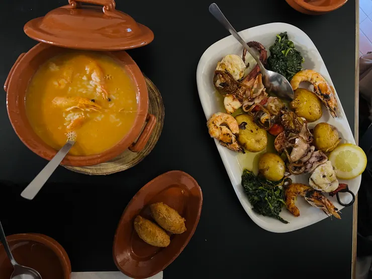 葡萄牙第一夜，我們享受了美好的晚餐。