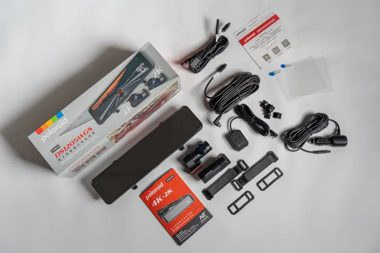 Polaroid DS1205WGS 產品開箱_01