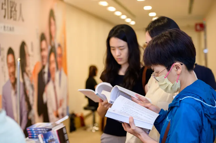 一起讀書吧！   攝影｜李明宜