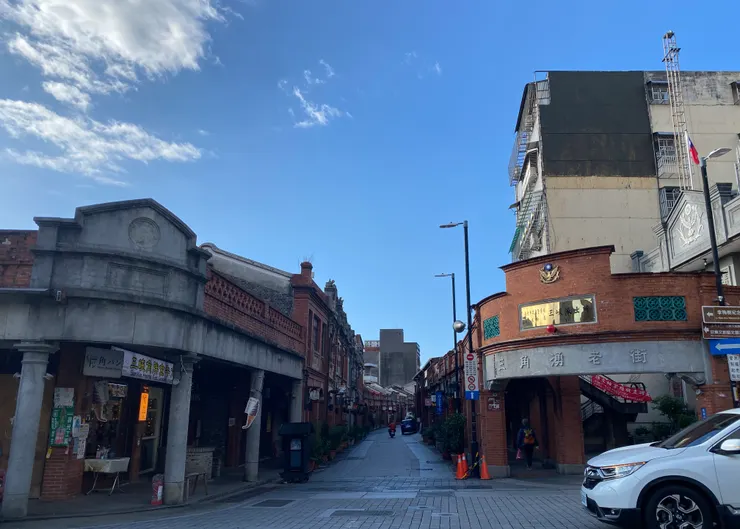 沒有人潮的老街