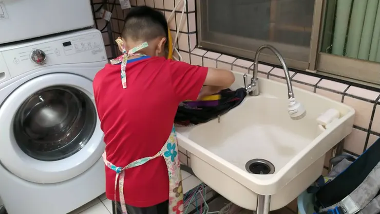 吵架爭辯有時，貼心服務有時
