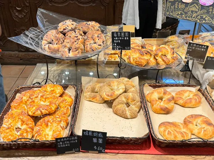 對下面的焙煎胡麻圈圈感興趣，但沒有拿