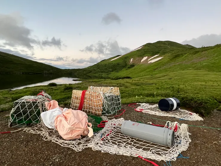 直升機補給物資