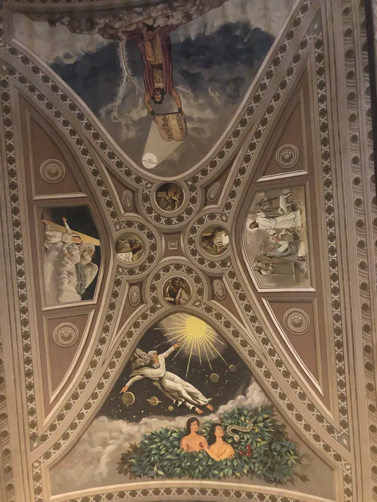 Santo Nino Church裡面