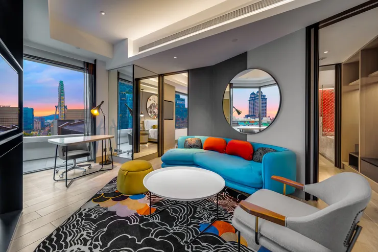 台北大直英迪格酒店_ 週年慶Lucky Stay住房專案獎項之一_ 最受旅客喜愛的「開放式精緻套房」，住宿天晴時，在客房內即可欣賞101大樓