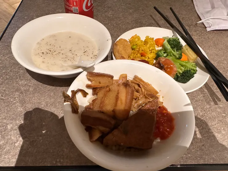 環亞貴賓室餐點