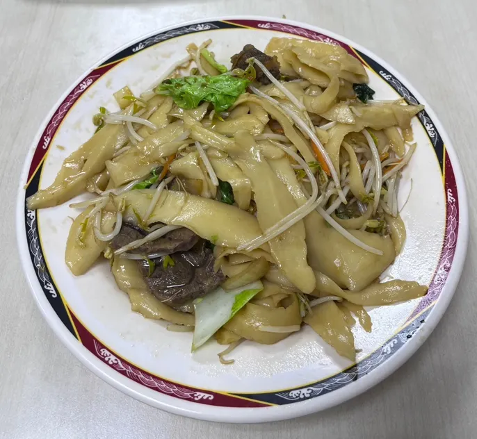 牛肉炒麵(大) 170元