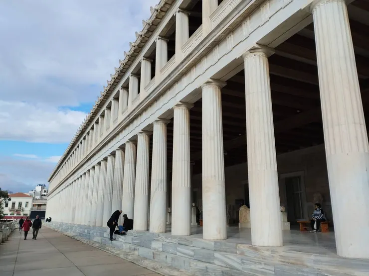 阿塔羅斯廊柱 (Stoa of Attalos)