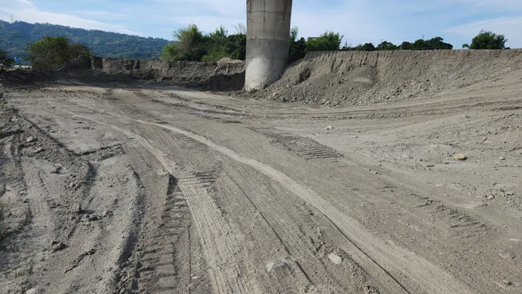 這邊就會再下切河床。