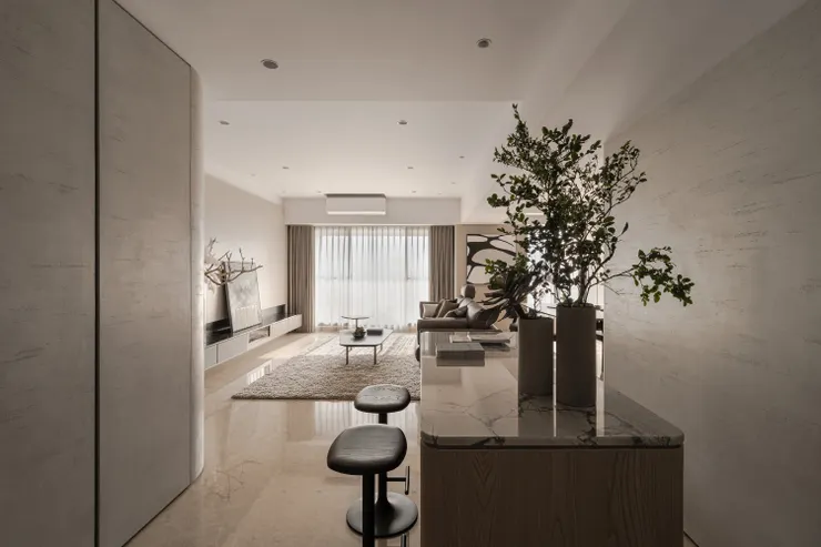 (作品呈現：御之苑 Z 宅，感受 Uniqlo 般的現代簡約風)