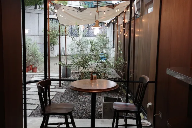 感性與理性請就座