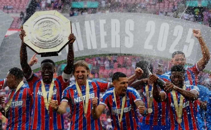 水晶宮捧走今屆英格蘭社區盾