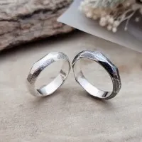 圖片來源：Silver Spring 金工。手作銀飾官網