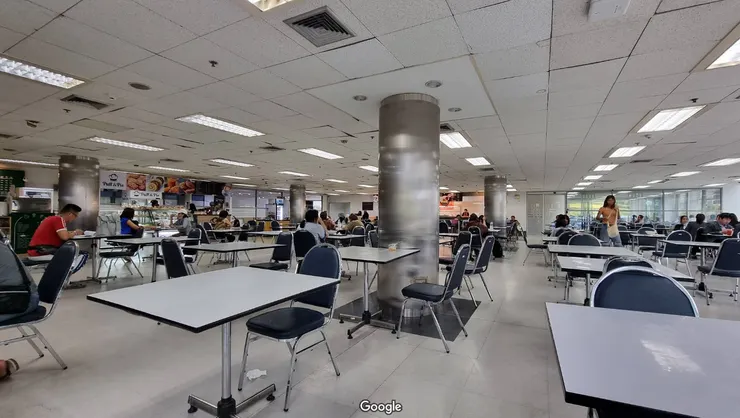外交部1F: 美食廣場 (圖片來源 泰國外交部google評論)