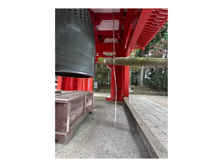 投錢可以體驗敲響鐘聲。