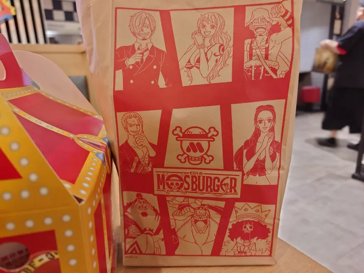 連包裝紙袋都是滿滿海賊王,真的很有誠意