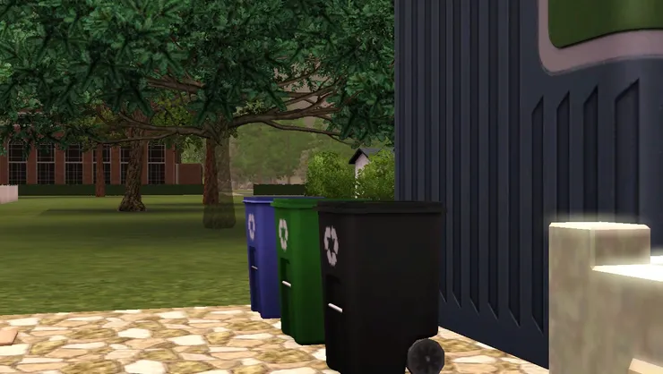 這裏的垃圾應會較多，所以垃圾桶也多。吃完記得自己清理啦。