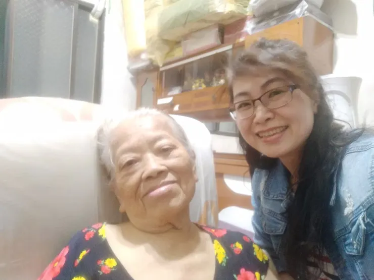 回高雄時和大伯母的合影