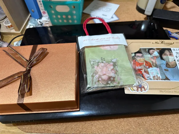 暖心卡片、肥皂