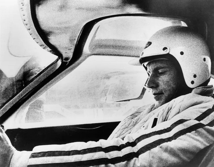 男主角尚路易．坦帝尼昂本身也是業餘賽車手