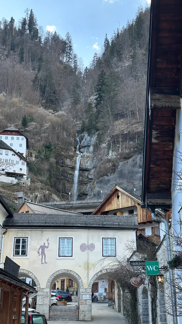 通常大大的WC字體的廁所都要收錢☺️