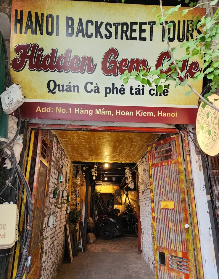 Hidden Gem Cafe大門