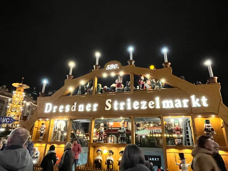 【Striezelmarkt市集】