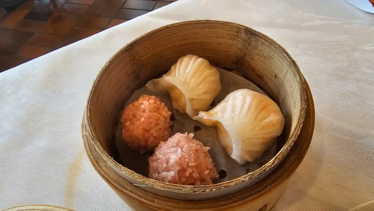 這蝦餃和珍珠丸子也是相當美味!